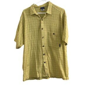 Men's Patagonia Organic Cotton Short Sleeve Button Up Shirt. Size XL